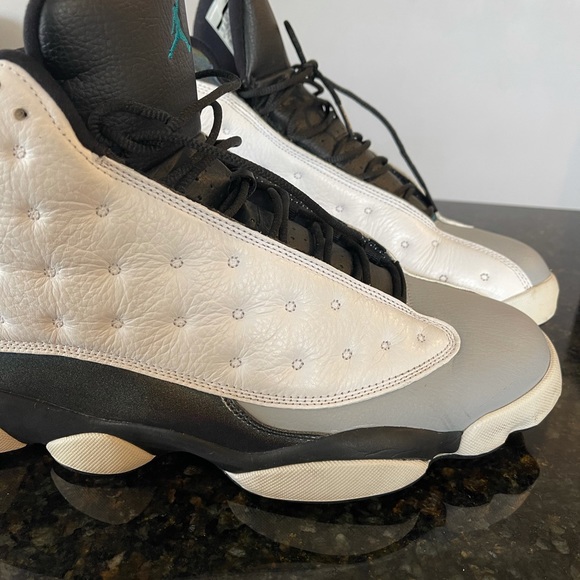 Air Jordan 13s “Barons”. No box. Mens size 13. - Picture 10 of 14